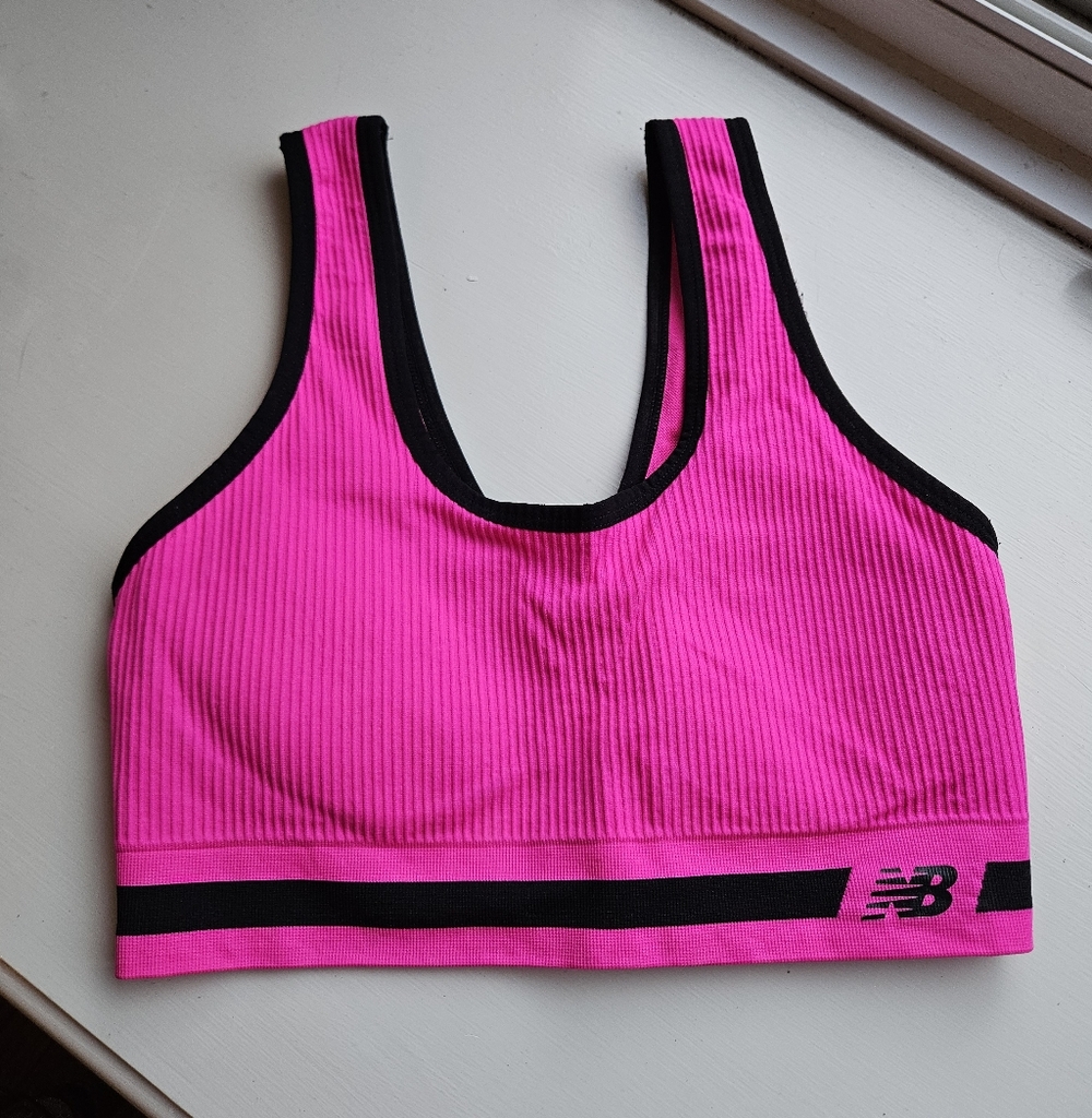 New Balance Hot Pink and Black Ribbed Sports Excersize Bra - Size Medium